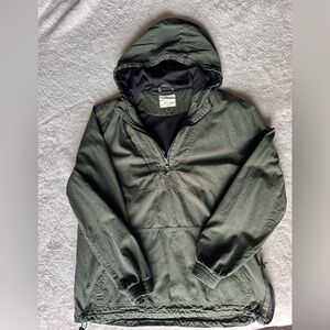 Retro green wind breaker